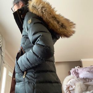 VINCE CAMUTO GREEN COAT